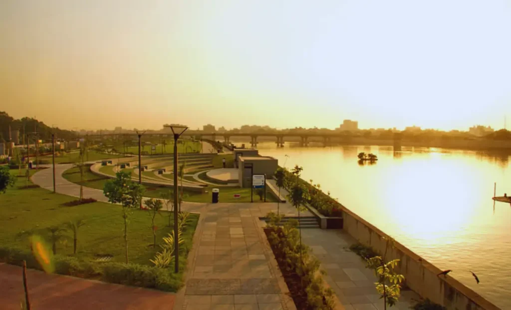 Ahmedabad-me-Ghumne-ki-Jagah-Sabarmati-River